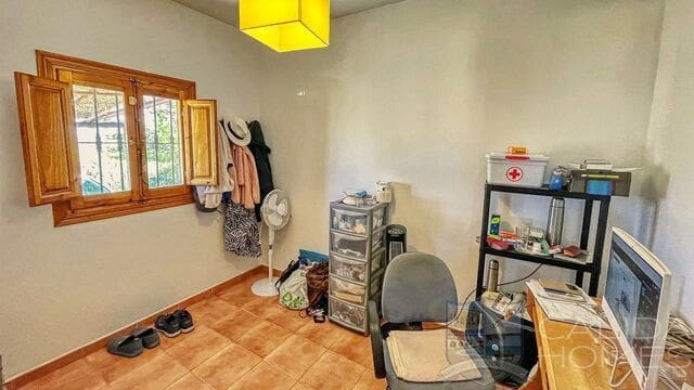 3 bedroom Villa for sale in Arboleas with pool - € 215,000 (Ref: 8855606)