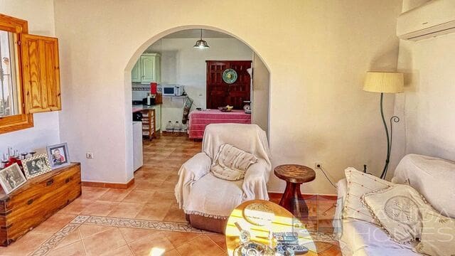 3 bedroom Villa for sale in Arboleas with pool - € 215,000 (Ref: 8855606)