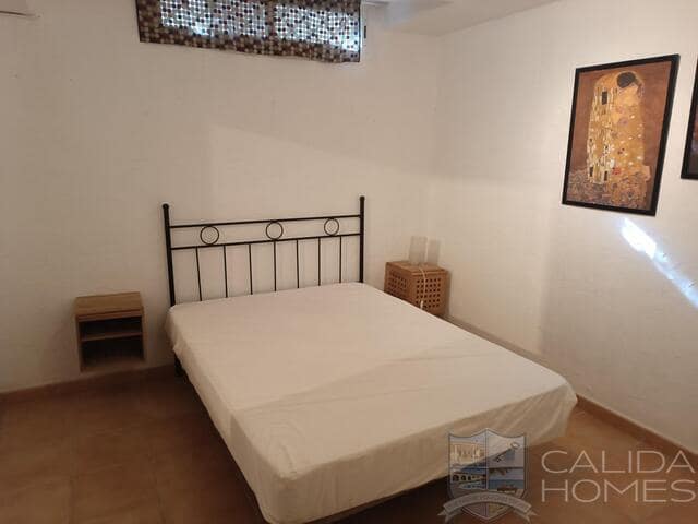 4 soverom Villa til salgs i Burjulu med svømmebasseng - € 275 000 (Ref: 8855639)