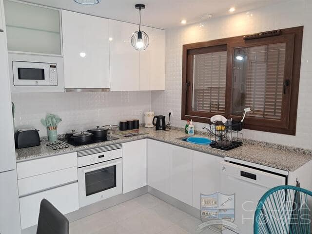 1 slaapkamer Appartement te koop in San Juan de los Terreros, Pulpí met zwembad - € 169.950 (Ref: 8885072)