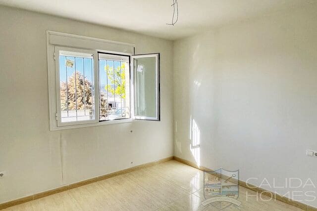 4 sovrum Villa till salu i Oria - 176 000 € (Ref: 8917372)