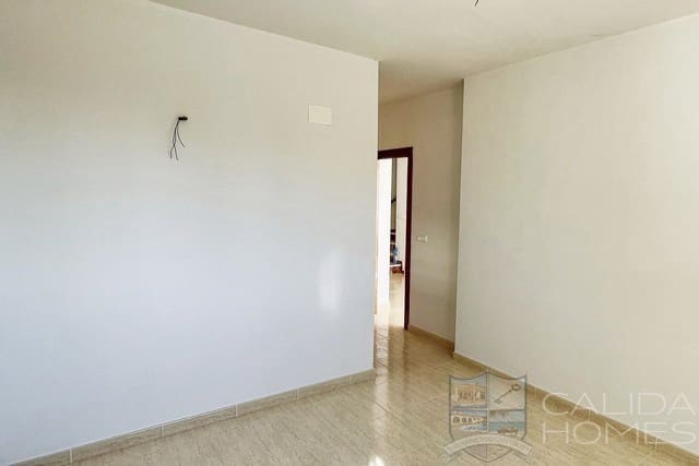 4 sovrum Villa till salu i Oria - 176 000 € (Ref: 8917372)