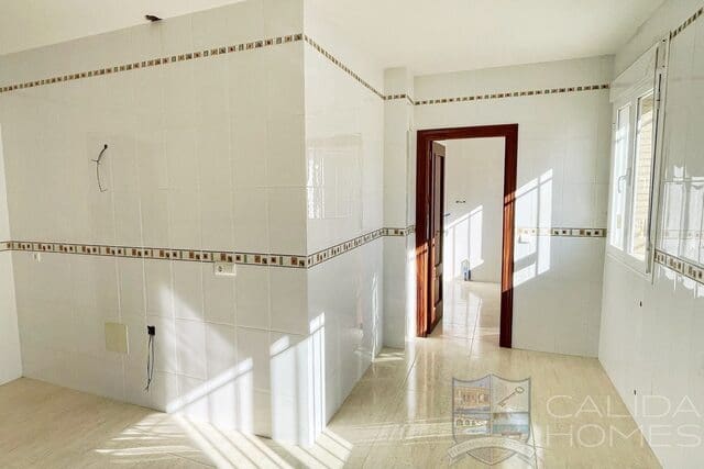 4 sovrum Villa till salu i Oria - 176 000 € (Ref: 8917372)