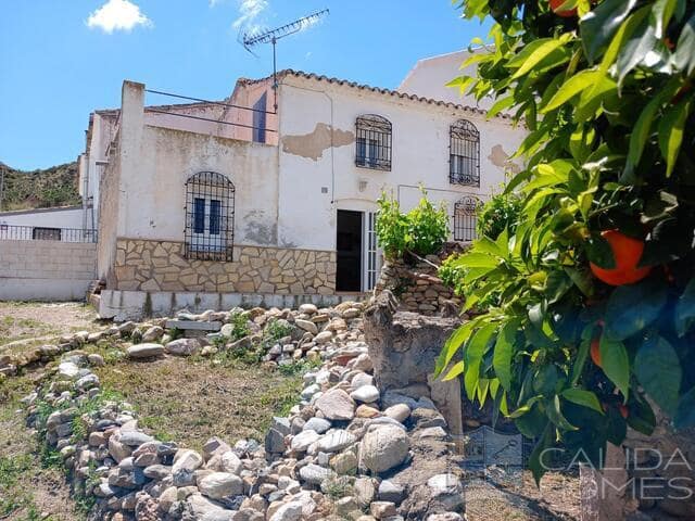 4 bedroom Finca/Country House for sale in Arboleas - € 99,950 (Ref: 8960690)