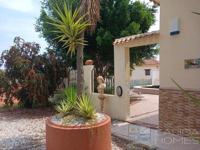 3 bedroom Villa for sale in Arboleas with pool garage - € 188,950 (Ref: 9033215)