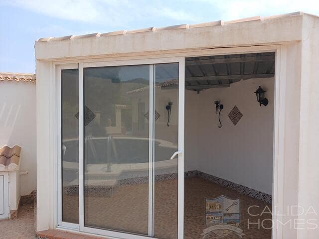 3 bedroom Villa for sale in Arboleas with pool garage - € 188,950 (Ref: 9033215)
