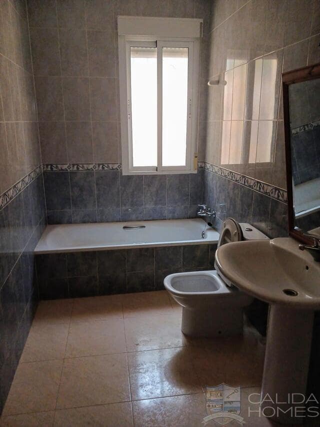 3 bedroom Villa for sale in Arboleas with pool garage - € 188,950 (Ref: 9033215)