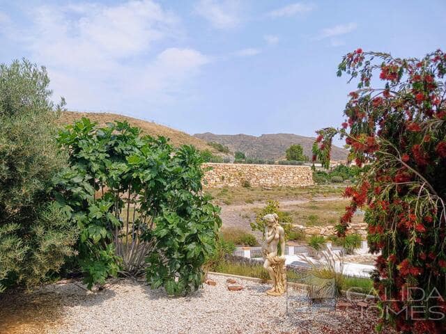 3 bedroom Villa for sale in Arboleas with pool garage - € 188,950 (Ref: 9033215)
