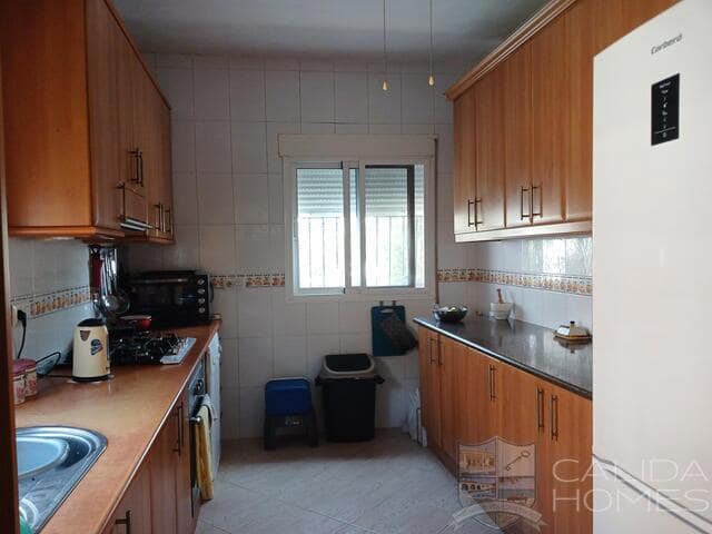 Chalet de 3 habitaciones en Arboleas en venta con piscina garaje - 254.950 € (Ref: 9033276)
