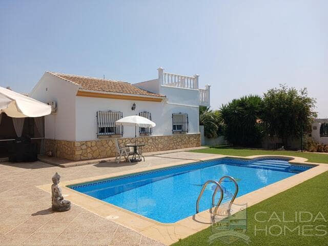 3 Zimmer Villa zu verkaufen in Arboleas mit Pool Garage - 254.950 € (Ref: 9033276)
