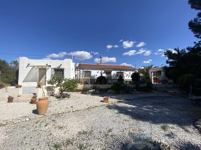 3 soveværelse Villa til salg i Somontín - € 139.995 (Ref: 9115652)