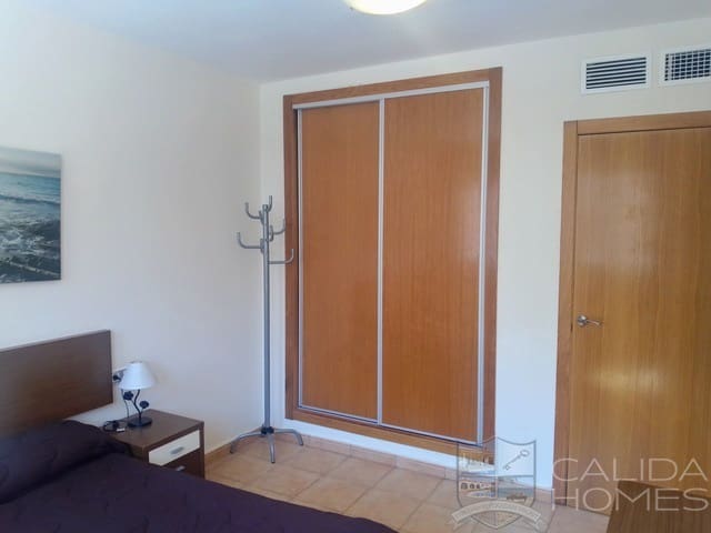 2 bedroom Apartment for sale in Aguilas with pool - € 95,000 (Ref: 9125901)