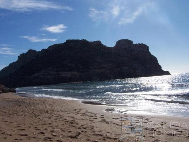 2 bedroom Apartment for sale in Aguilas with pool - € 95,000 (Ref: 9125901)