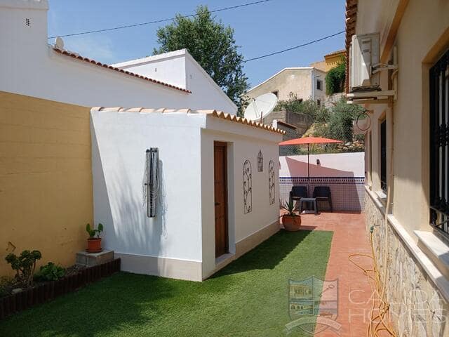 3 quarto Moradia para venda em Arboleas com piscina - 289 950 € (Ref: 9168206)