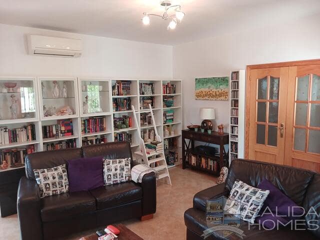 3 quarto Moradia para venda em Arboleas com piscina - 289 950 € (Ref: 9168206)