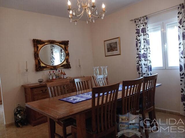 3 quarto Moradia para venda em Arboleas com piscina - 289 950 € (Ref: 9168206)