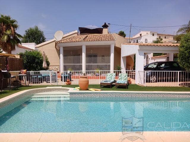 3 quarto Moradia para venda em Arboleas com piscina - 289 950 € (Ref: 9168206)