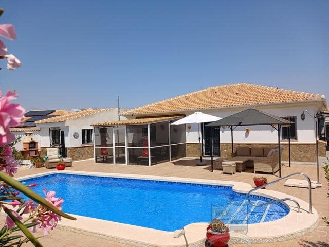 3 bedroom Villa for sale in Arboleas with pool - € 294,950 (Ref: 9177490)