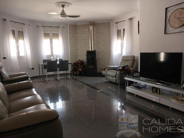 3 bedroom Villa for sale in Arboleas with pool - € 294,950 (Ref: 9177490)