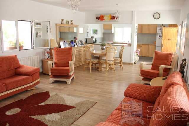 3 sovrum Villa till salu i Oria - 198 950 € (Ref: 9207660)