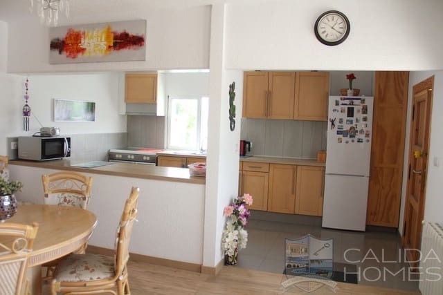 3 sovrum Villa till salu i Oria - 198 950 € (Ref: 9207660)