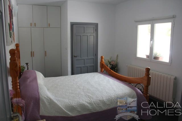 3 sovrum Villa till salu i Oria - 198 950 € (Ref: 9207660)