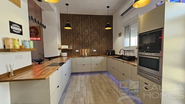 4 camera da letto Casa in vendita in Cantoria - 199.950 € (Rif: 9242069)