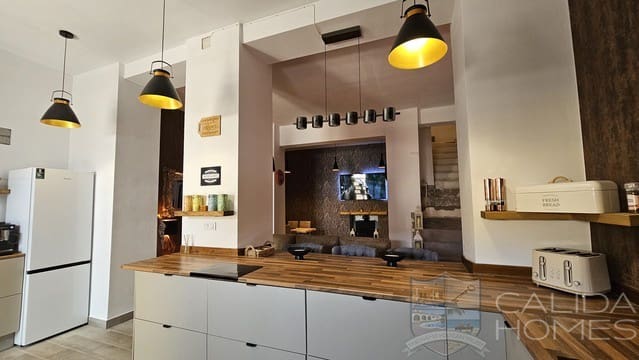 4 camera da letto Casa in vendita in Cantoria - 199.950 € (Rif: 9242069)