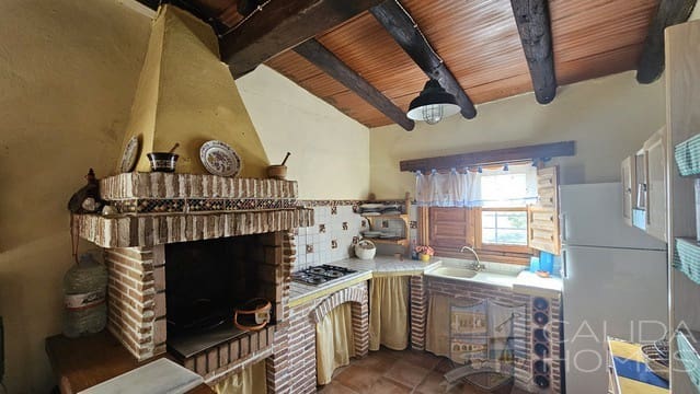 2 soveværelse Finca/Landehus til salg i Sierro - € 149.950 (Ref: 9245395)