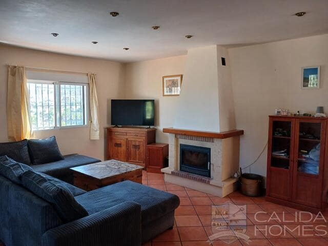 3 bedroom Villa for sale in Cantoria with pool - € 239,950 (Ref: 9283931)