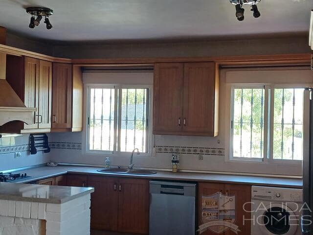 3 bedroom Villa for sale in Cantoria with pool - € 239,950 (Ref: 9283931)