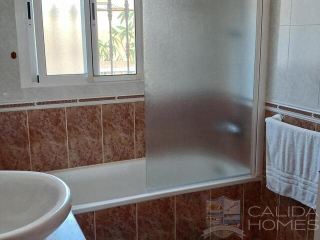 3 bedroom Villa for sale in Cantoria with pool - € 239,950 (Ref: 9283931)