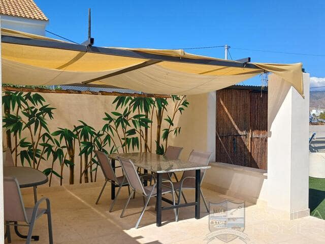 3 soveværelse Villa til salg i Cantoria med swimmingpool - € 239.950 (Ref: 9283931)