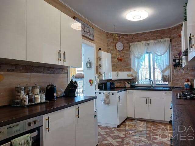 3 sovrum Villa till salu i Partaloa med pool - 275 000 € (Ref: 9352879)