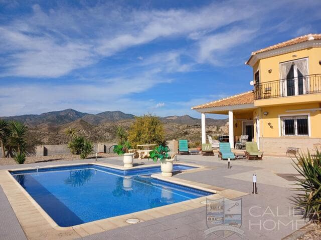 4 slaapkamer Villa te koop in Partaloa met zwembad - € 349.950 (Ref: 9357475)