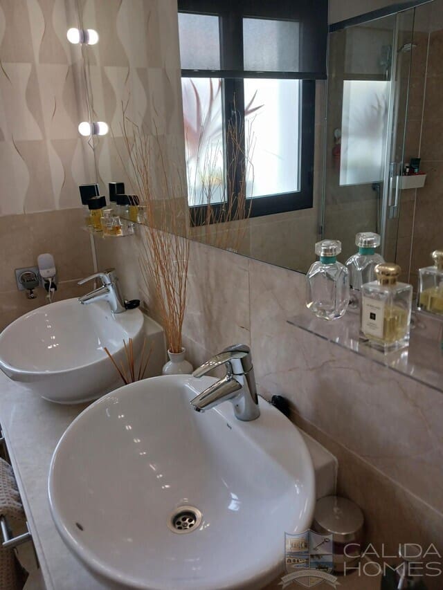 2 soverom Leilighet til salgs i Vera med svømmebasseng - € 329 950 (Ref: 9402483)