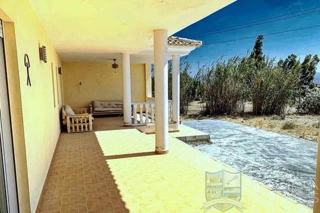 4 bedroom Villa for sale in Albox - € 225,000 (Ref: 9417404)