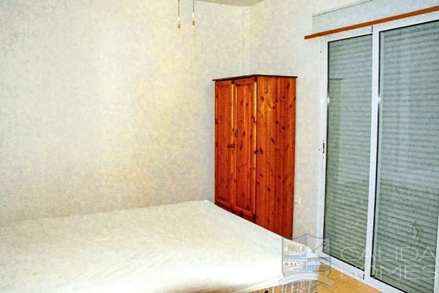 4 bedroom Villa for sale in Albox - € 225,000 (Ref: 9417404)