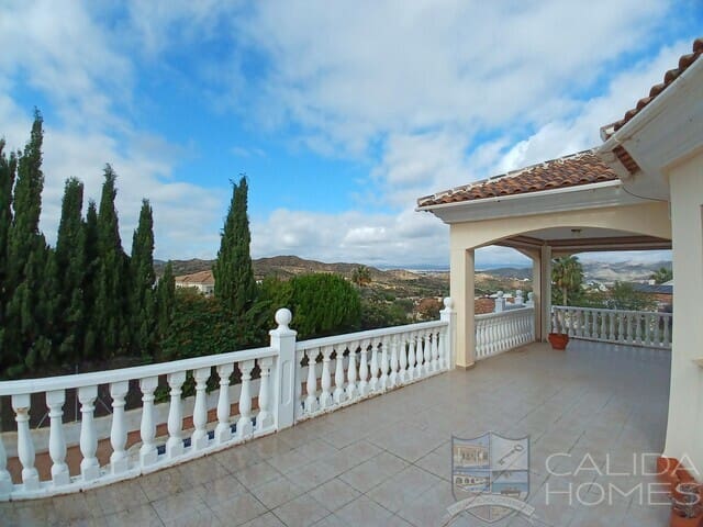 3 quarto Moradia para venda em Arboleas com piscina - 284 950 € (Ref: 9426486)