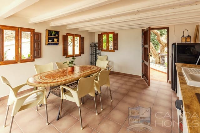 8 soveværelse Finca/Landehus til salg i Arroyo Medina - € 495.000 (Ref: 9446783)