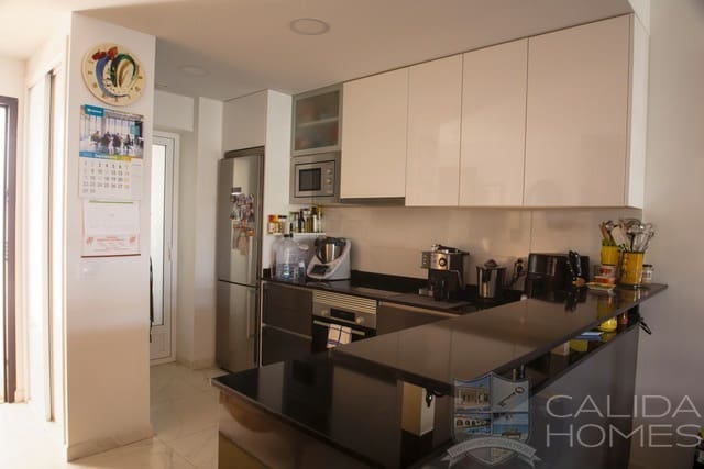 3 Zimmer Apartment zu verkaufen in Pulpi mit Pool - 270.000 € (Ref: 9471483)