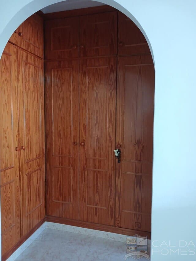 4 bedroom Villa for sale in Arboleas with pool - € 329,950 (Ref: 9488533)