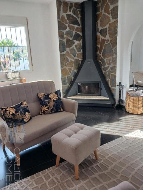 4 bedroom Villa for sale in Arboleas with pool - € 349,950 (Ref: 9489950)