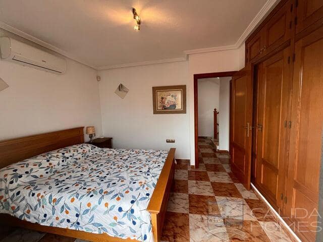 2 soveværelse Villa til salg i Orihuela Costa med swimmingpool - € 179.950 (Ref: 9532161)