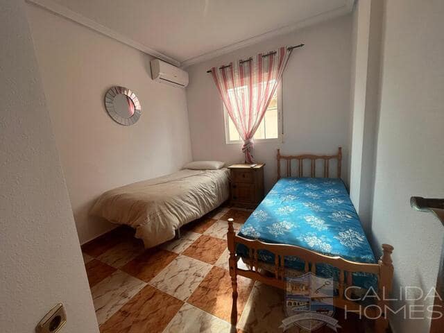 2 soveværelse Villa til salg i Orihuela Costa med swimmingpool - € 179.950 (Ref: 9532161)