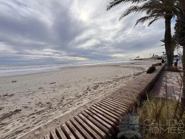 2 soveværelse Villa til salg i Orihuela Costa med swimmingpool - € 179.950 (Ref: 9532161)