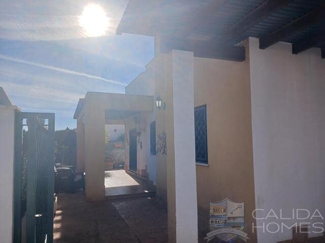 3 slaapkamer Villa te koop in La Alfoquia - € 195.000 (Ref: 9538670)