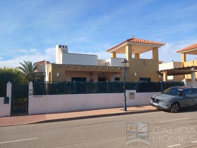 3 chambre Villa/Maison à vendre à La Alfoquia, Zurgena - 195 000 € (Ref: 9538670)