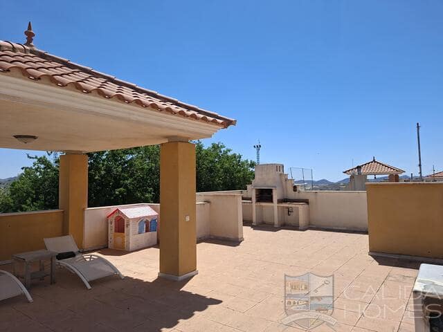 3 quarto Moradia para venda em La Alfoquia, Zurgena com piscina garagem - 185 000 € (Ref: 9538670)