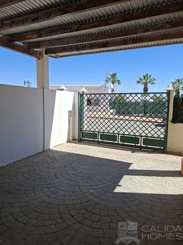 3 quarto Moradia para venda em La Alfoquia, Zurgena com piscina garagem - 185 000 € (Ref: 9538670)